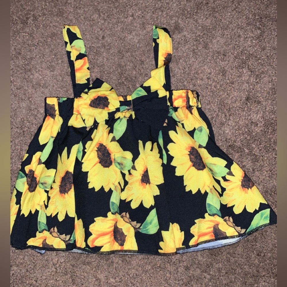 Sunflower shirt for babygirl.